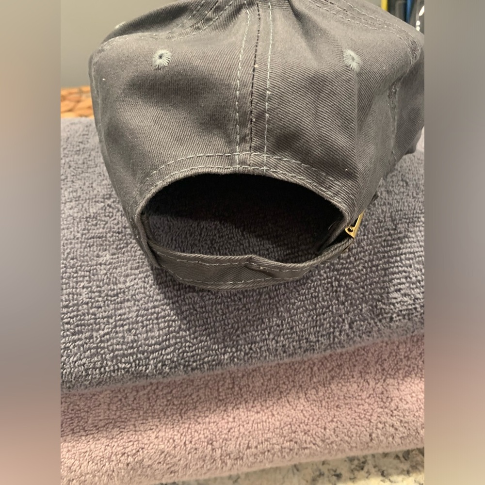 NWT Life is Good GRAY versatile baseball hat for Men/women Have 2 in stock - Picture 4 of 9